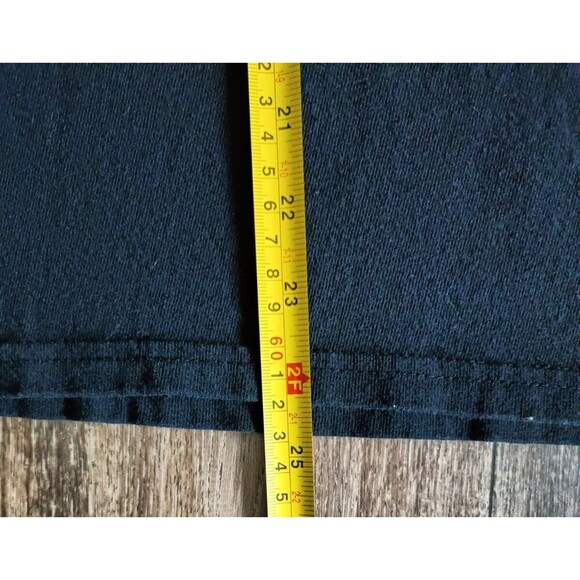 Bratz Dolls T-Shirt Women's Size Medium Black Graphic Short Sleeve - Picture 9 of 9